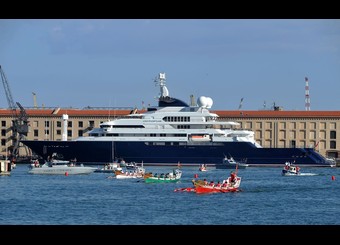Historical Parade And Regatta