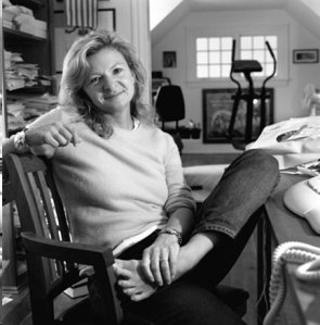 Lisa Scottoline at her desk